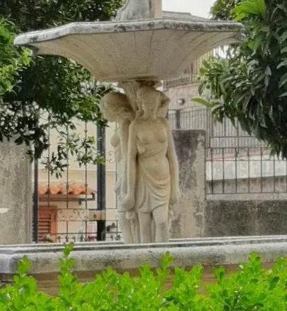 Colazione In Giardino Con Vista Mare Apartament Milazzo